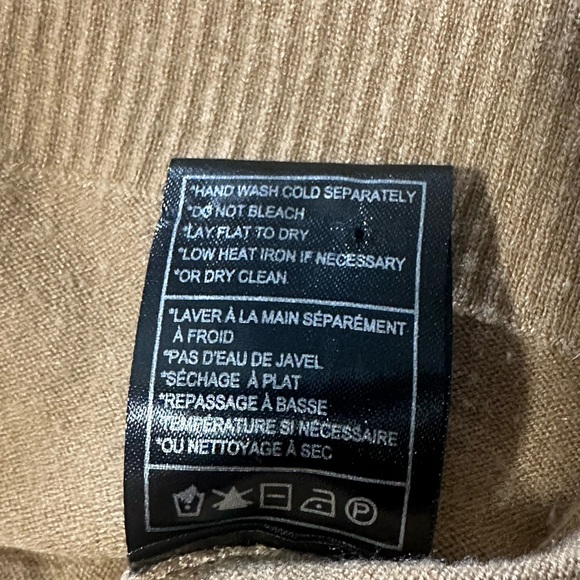 BB Dakota by Steve Madden camel sweater Women’s size small soft - Picture 7 of 7